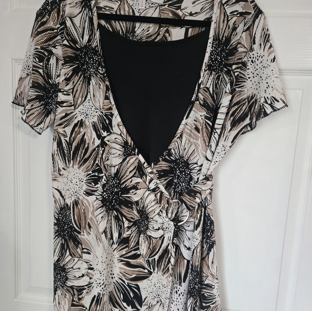 Nick & Sarah XL Black & White Floral Top Polyester Scoop Neck